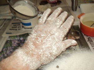 ss5-flour-back-hand